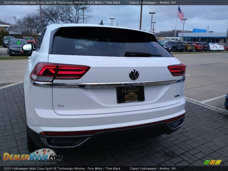 2020 Volkswagen Atlas Cross Sport SE Technology 4Motion Pure White / Titan Black Photo #3