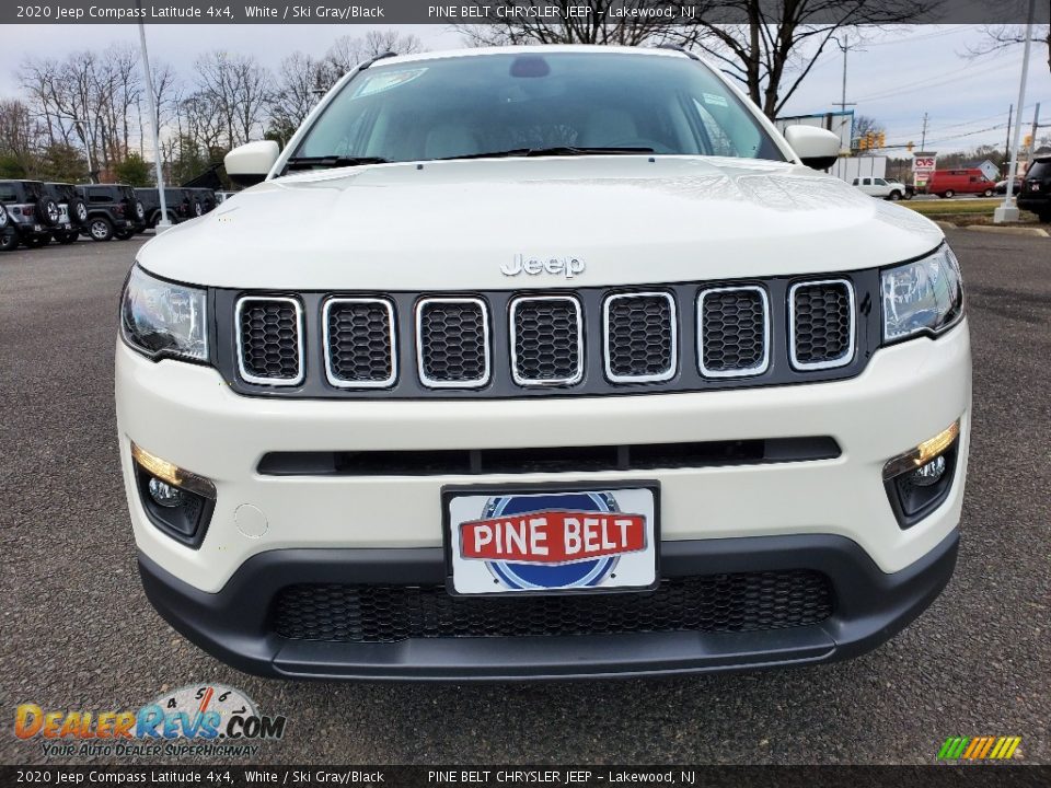 2020 Jeep Compass Latitude 4x4 White / Ski Gray/Black Photo #3