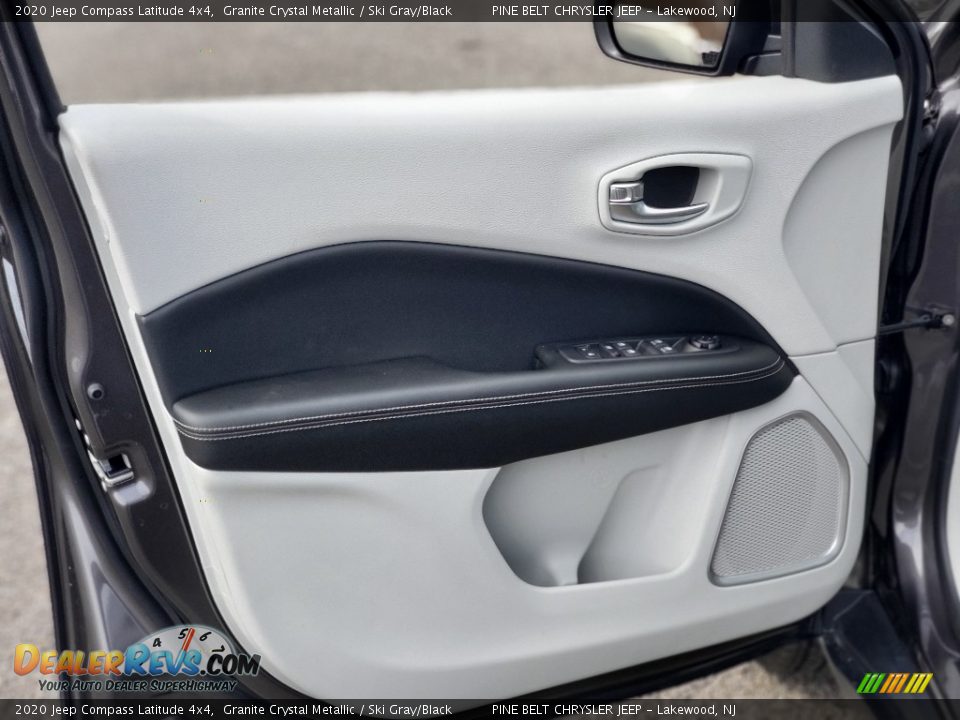 2020 Jeep Compass Latitude 4x4 Granite Crystal Metallic / Ski Gray/Black Photo #11