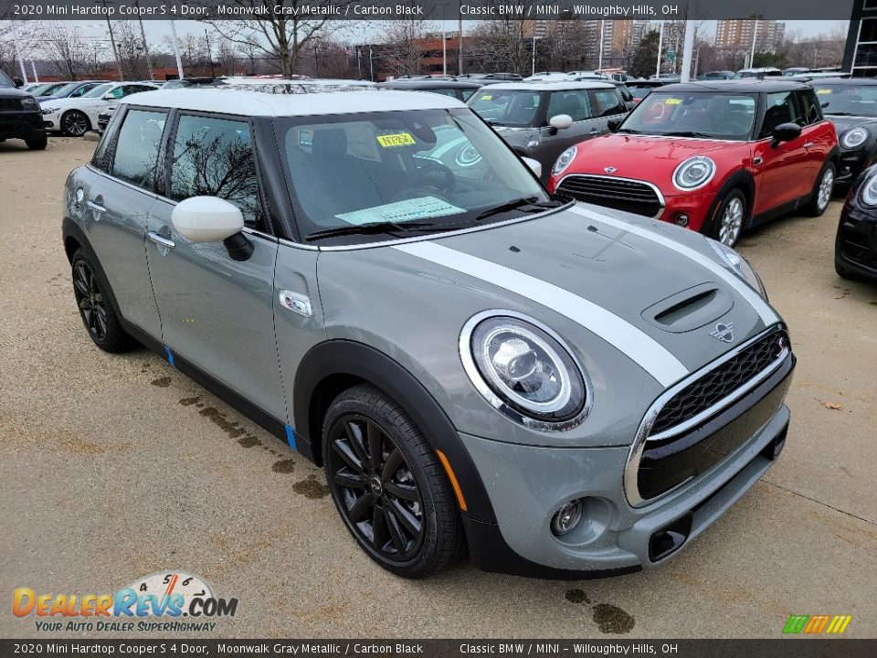 Front 3/4 View of 2020 Mini Hardtop Cooper S 4 Door Photo #1
