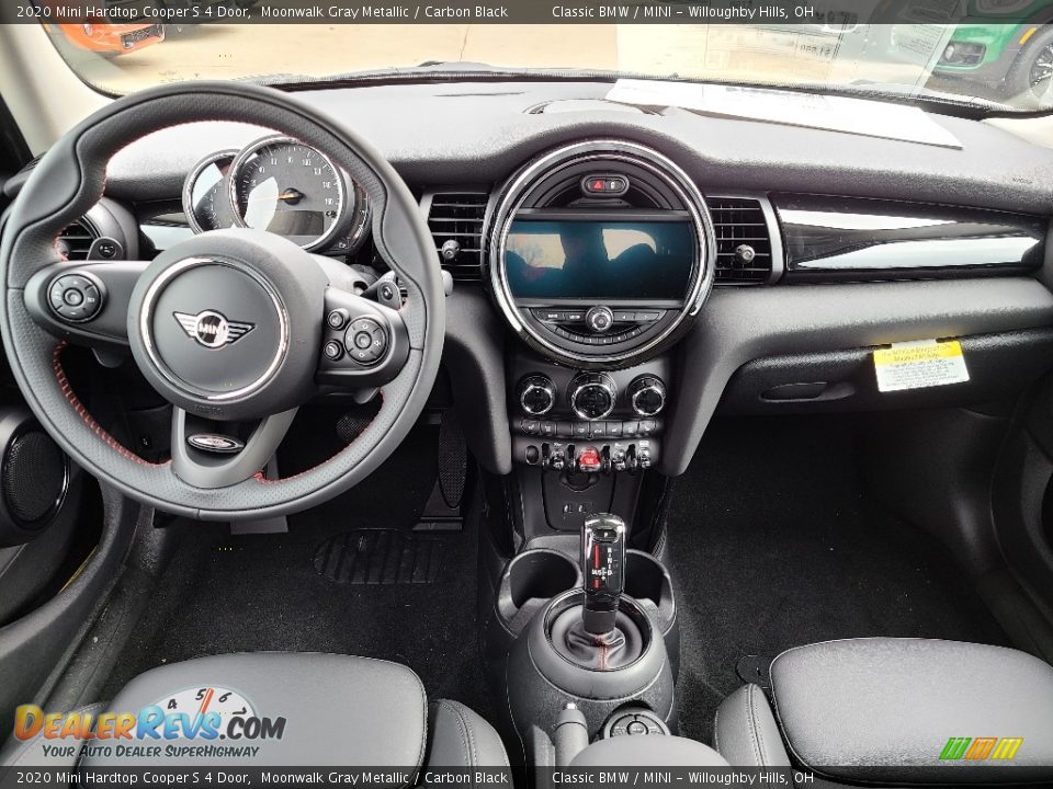 Dashboard of 2020 Mini Hardtop Cooper S 4 Door Photo #6