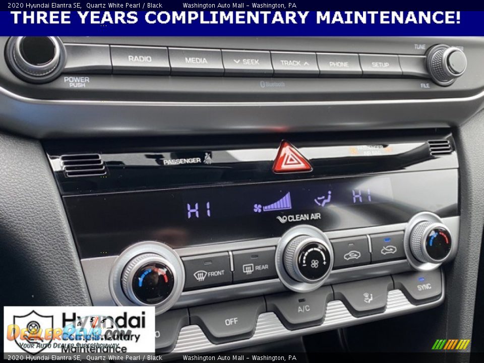 2020 Hyundai Elantra SE Quartz White Pearl / Black Photo #24