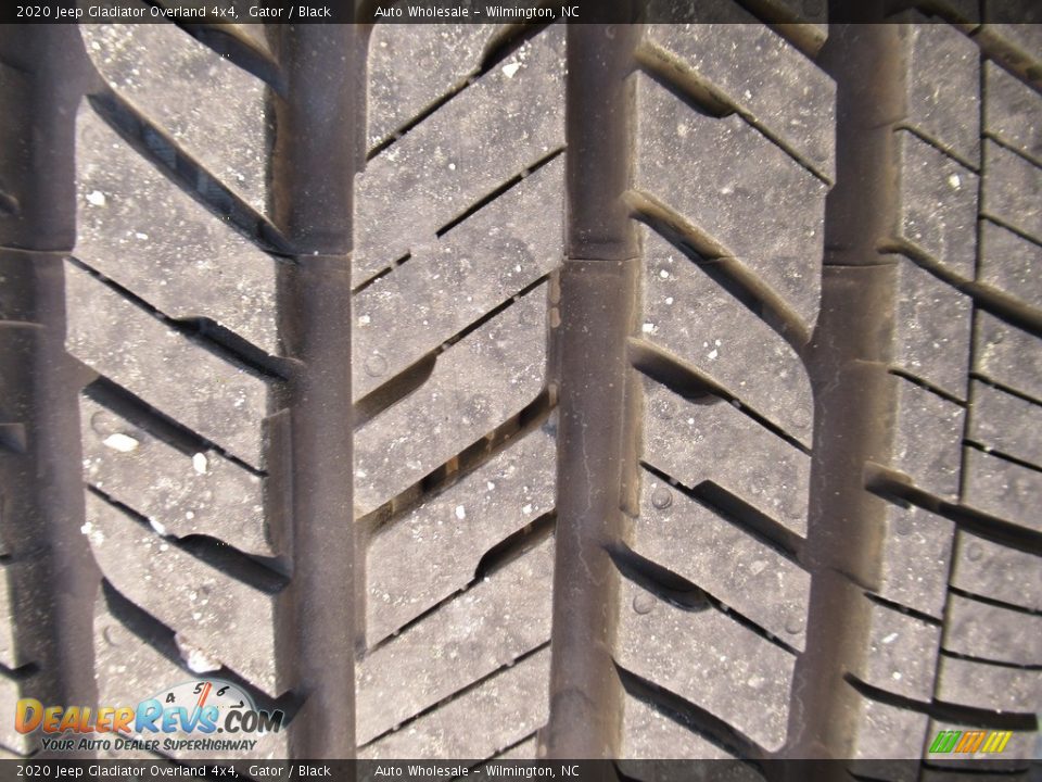 2020 Jeep Gladiator Overland 4x4 Gator / Black Photo #8