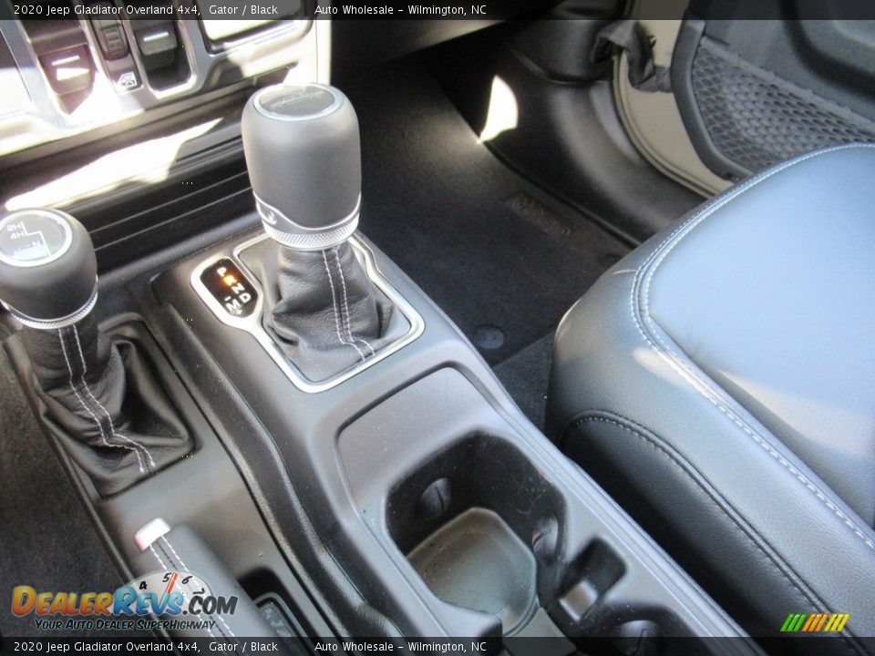 2020 Jeep Gladiator Overland 4x4 Gator / Black Photo #19