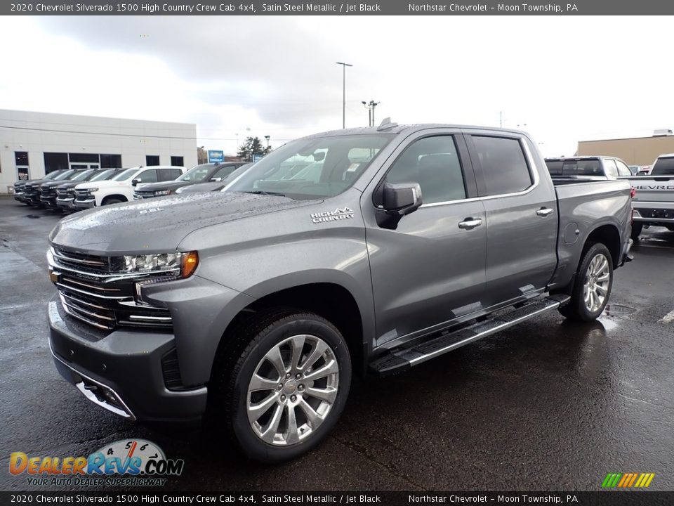 Front 3/4 View of 2020 Chevrolet Silverado 1500 High Country Crew Cab 4x4 Photo #1