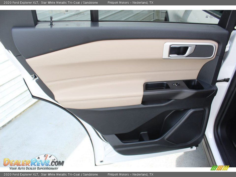 2020 Ford Explorer XLT Star White Metallic Tri-Coat / Sandstone Photo #19