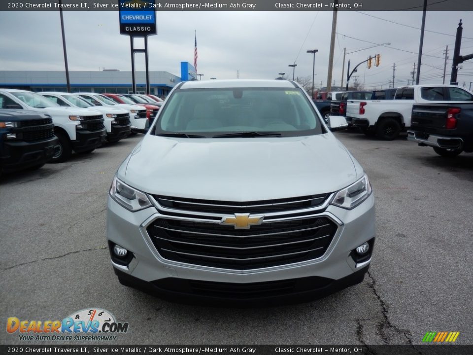 2020 Chevrolet Traverse LT Silver Ice Metallic / Dark Atmosphere/­Medium Ash Gray Photo #2