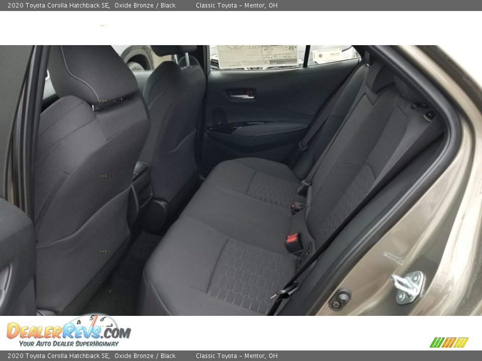 2020 Toyota Corolla Hatchback SE Oxide Bronze / Black Photo #3