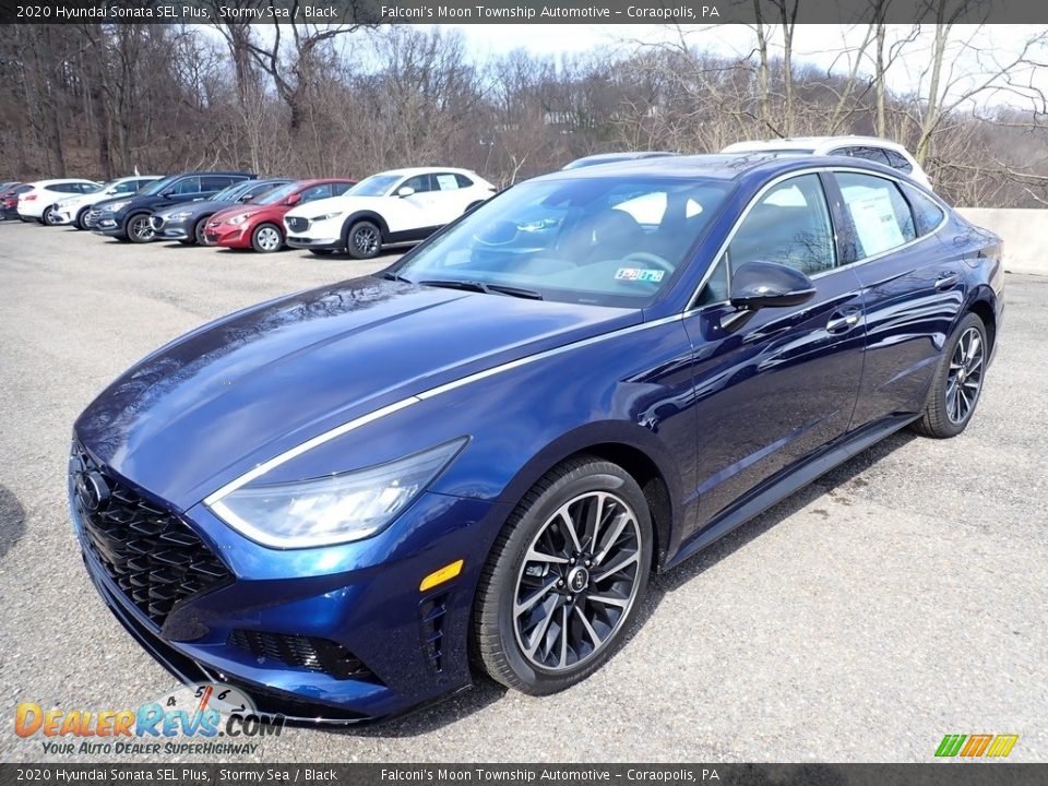 Front 3/4 View of 2020 Hyundai Sonata SEL Plus Photo #5