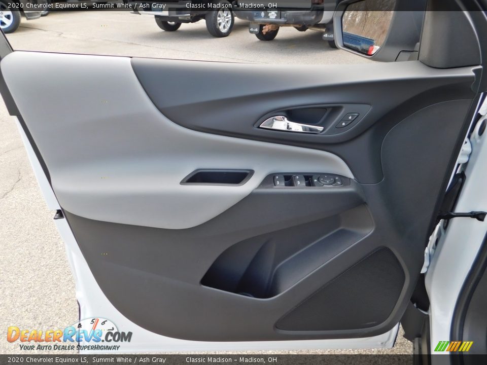 2020 Chevrolet Equinox LS Summit White / Ash Gray Photo #10