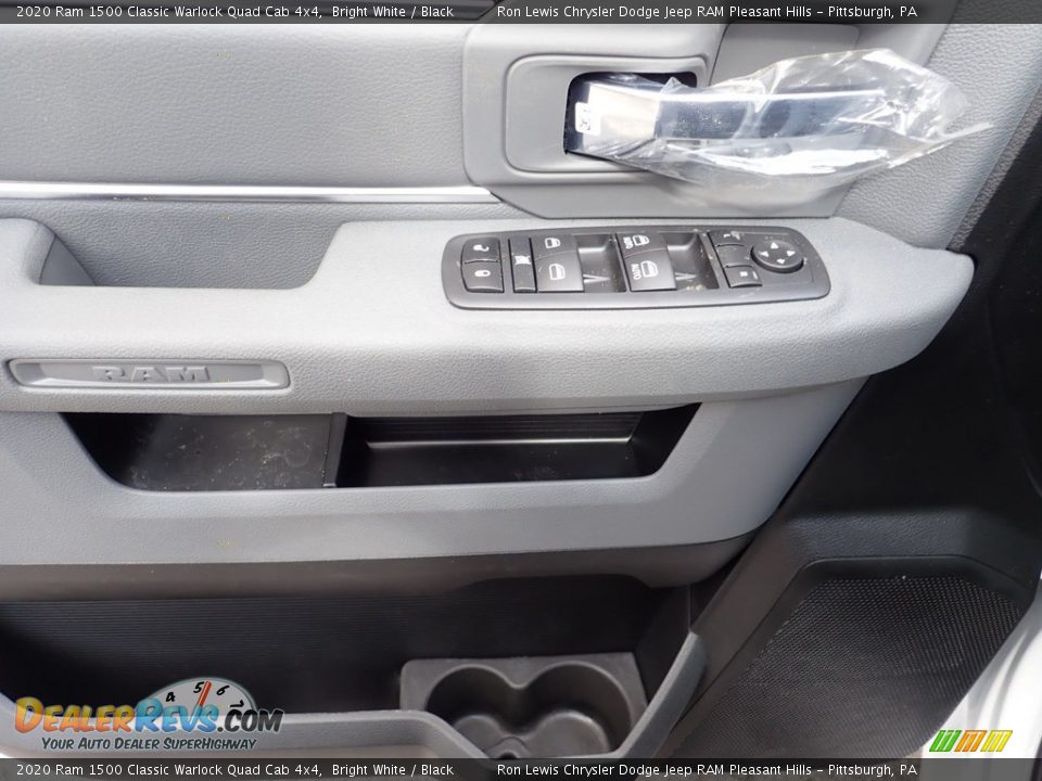 2020 Ram 1500 Classic Warlock Quad Cab 4x4 Bright White / Black Photo #11