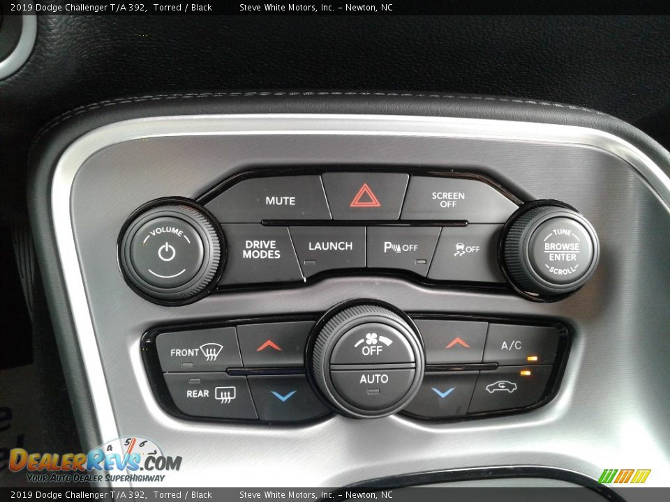 Controls of 2019 Dodge Challenger T/A 392 Photo #25