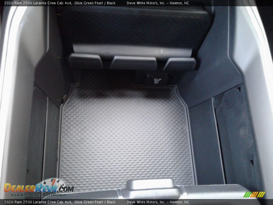 2020 Ram 2500 Laramie Crew Cab 4x4 Olive Green Pearl / Black Photo #32