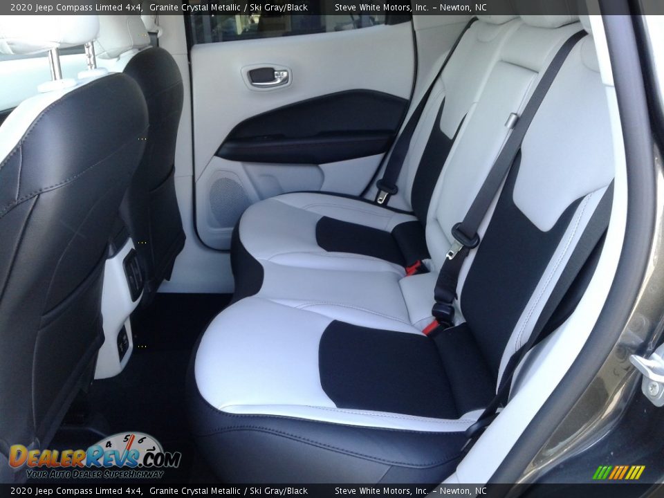 2020 Jeep Compass Limted 4x4 Granite Crystal Metallic / Ski Gray/Black Photo #13