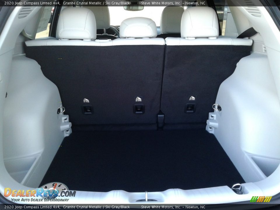 2020 Jeep Compass Limted 4x4 Granite Crystal Metallic / Ski Gray/Black Photo #14