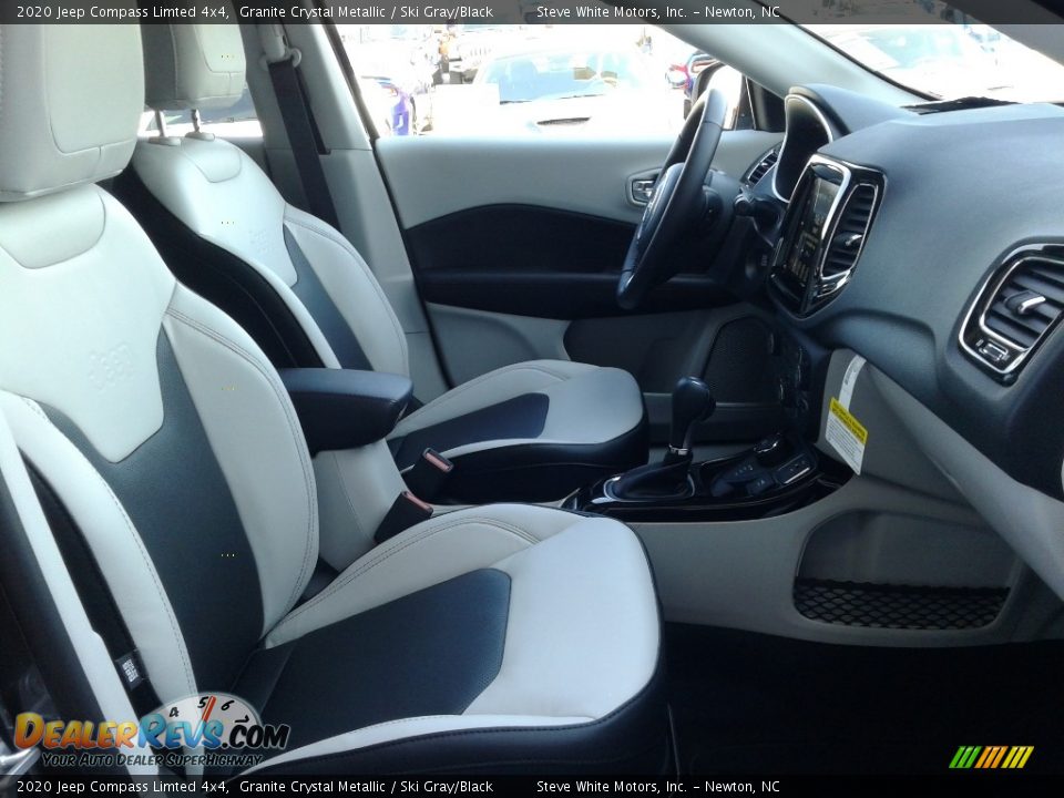 2020 Jeep Compass Limted 4x4 Granite Crystal Metallic / Ski Gray/Black Photo #17