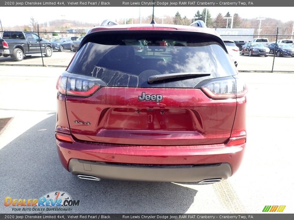 2020 Jeep Cherokee Limited 4x4 Velvet Red Pearl / Black Photo #4