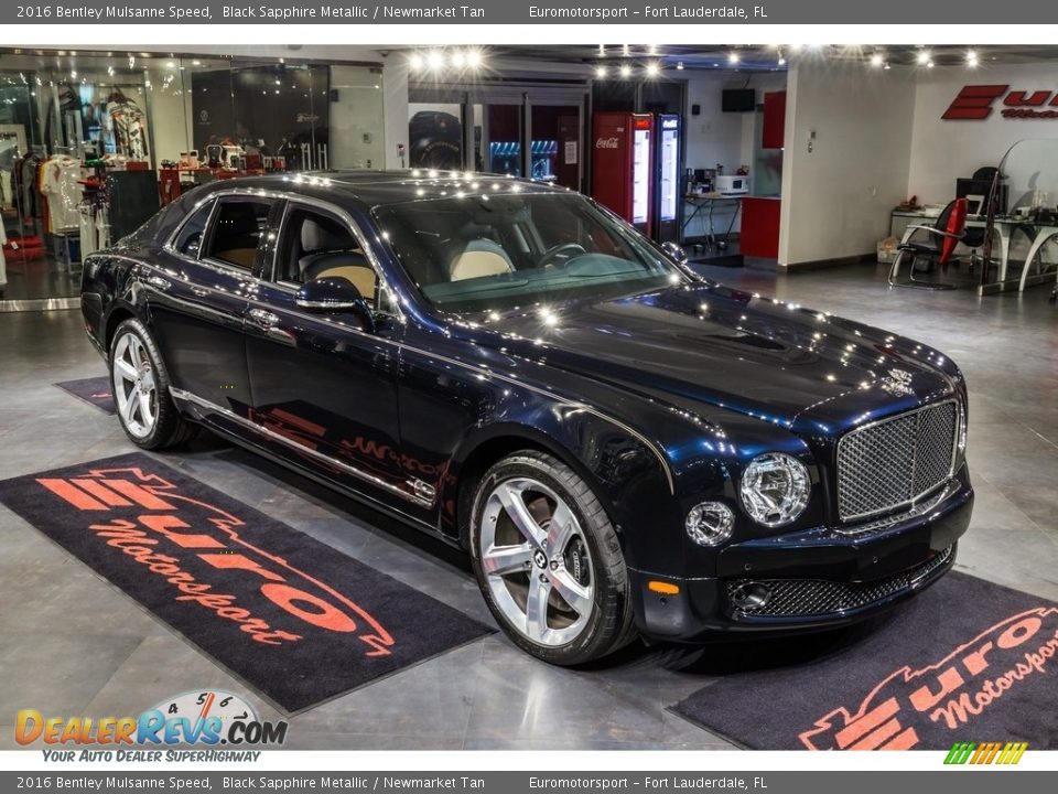 Front 3/4 View of 2016 Bentley Mulsanne Speed Photo #2