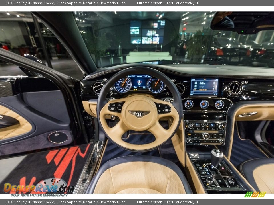 2016 Bentley Mulsanne Speed Steering Wheel Photo #27