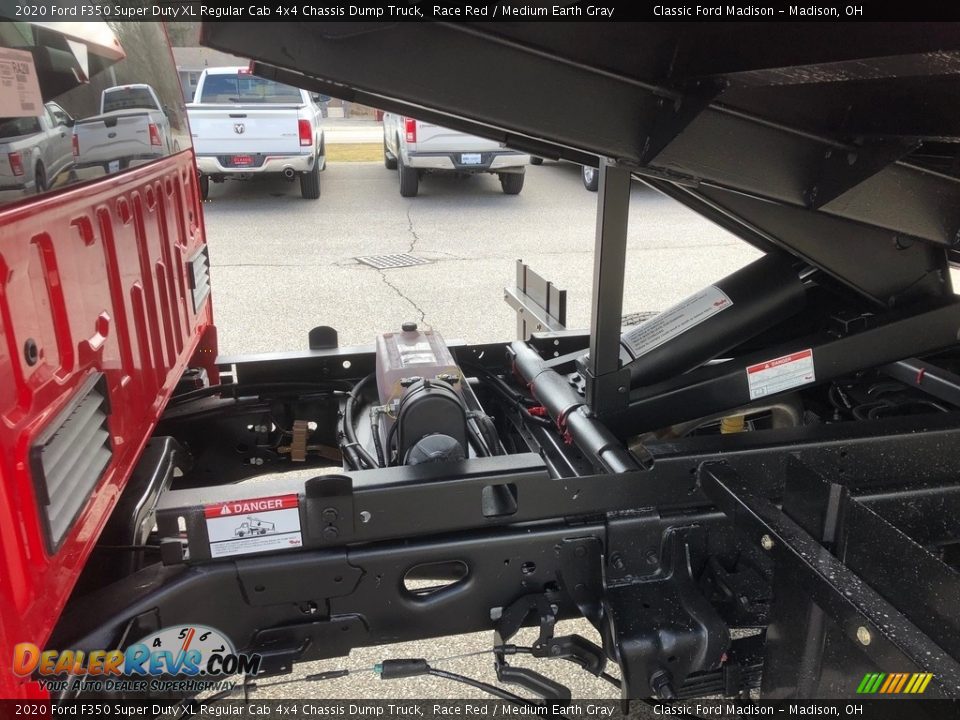 2020 Ford F350 Super Duty XL Regular Cab 4x4 Chassis Dump Truck Race Red / Medium Earth Gray Photo #14