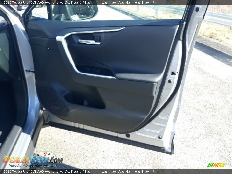 2020 Toyota RAV4 XSE AWD Hybrid Silver Sky Metallic / Black Photo #30