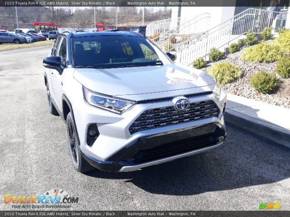 2020 Toyota RAV4 XSE AWD Hybrid Silver Sky Metallic / Black Photo #32