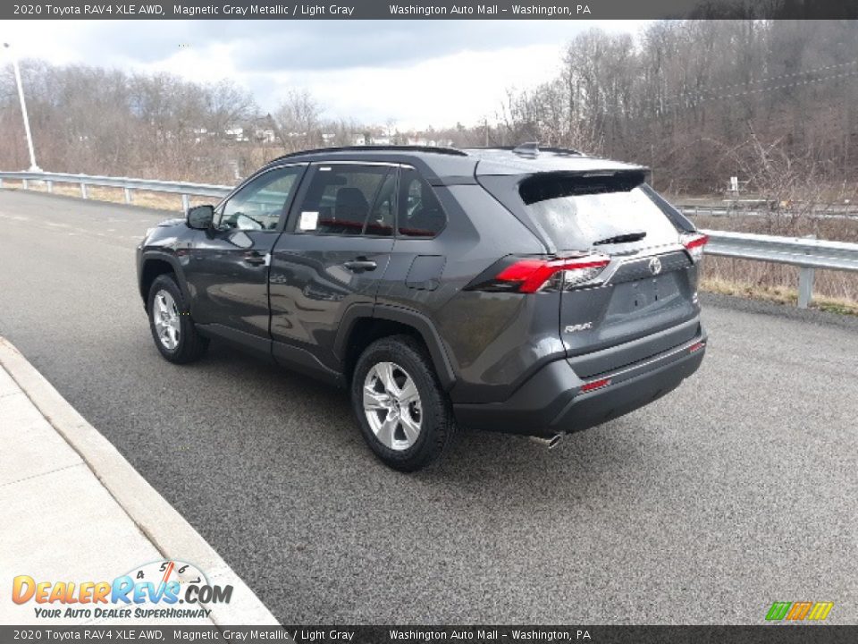 2020 Toyota RAV4 XLE AWD Magnetic Gray Metallic / Light Gray Photo #2