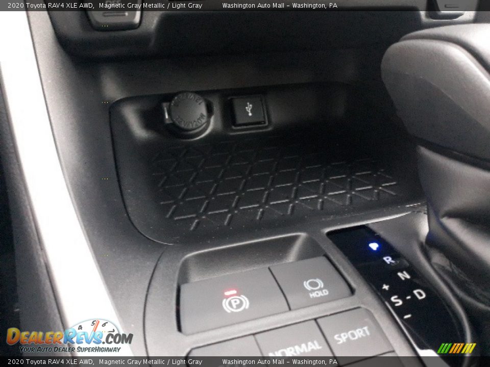 2020 Toyota RAV4 XLE AWD Magnetic Gray Metallic / Light Gray Photo #14
