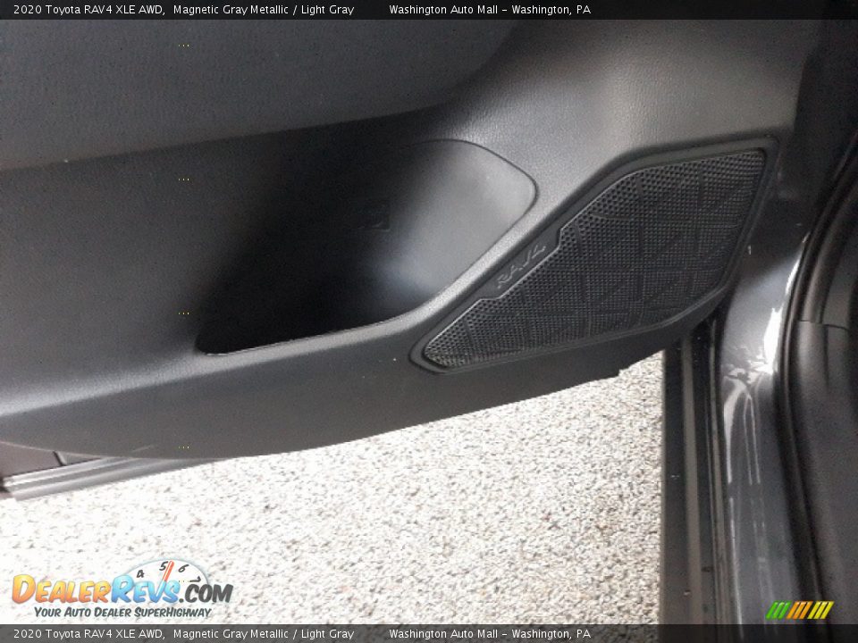 2020 Toyota RAV4 XLE AWD Magnetic Gray Metallic / Light Gray Photo #30