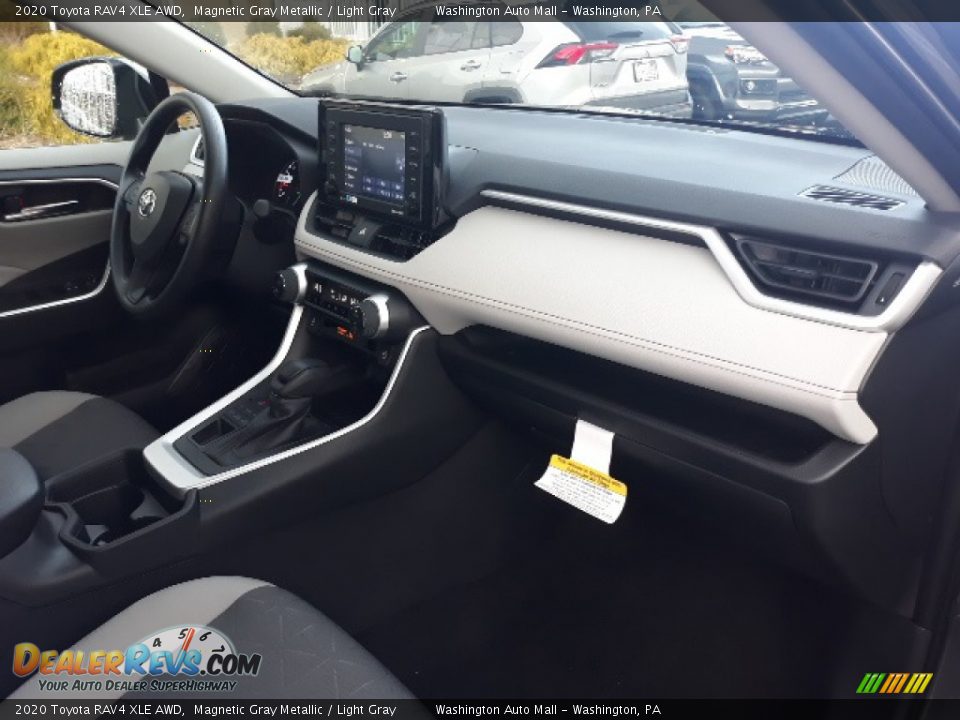 2020 Toyota RAV4 XLE AWD Magnetic Gray Metallic / Light Gray Photo #36