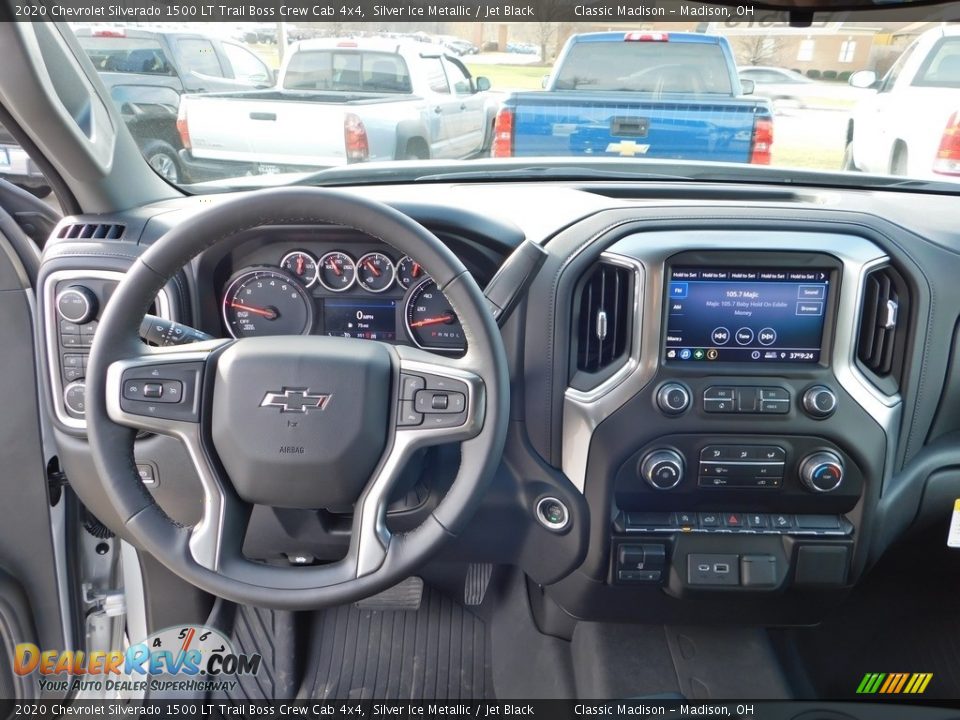 2020 Chevrolet Silverado 1500 LT Trail Boss Crew Cab 4x4 Silver Ice Metallic / Jet Black Photo #3