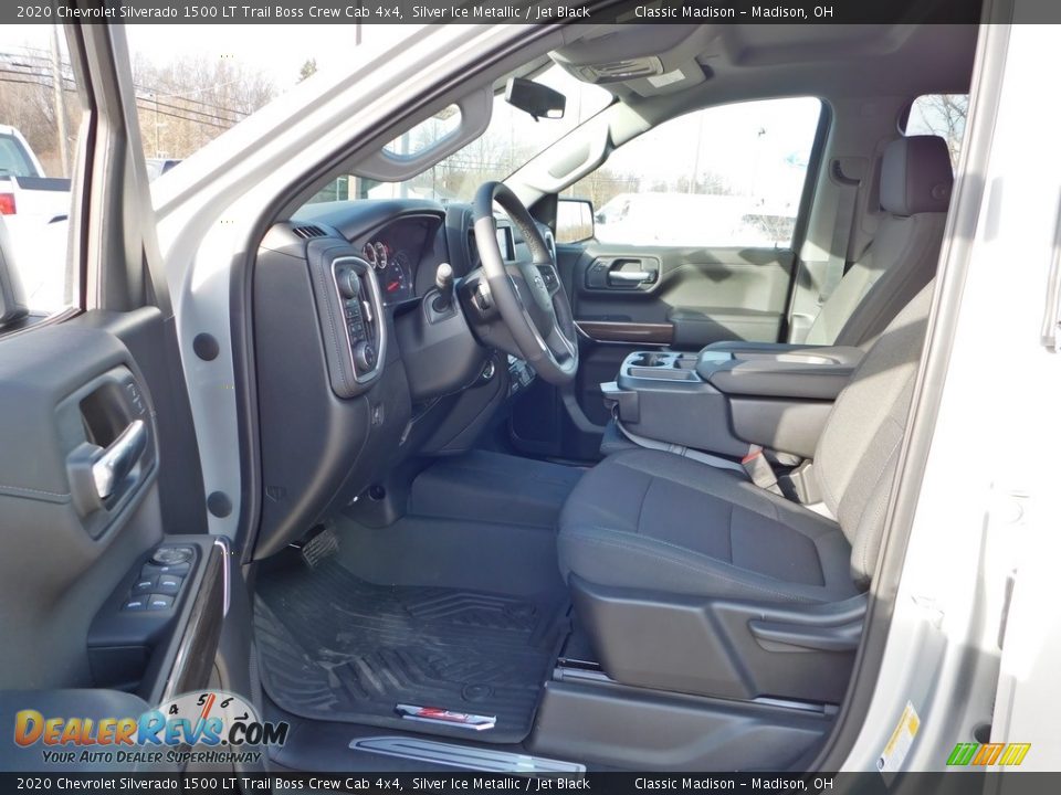 2020 Chevrolet Silverado 1500 LT Trail Boss Crew Cab 4x4 Silver Ice Metallic / Jet Black Photo #12
