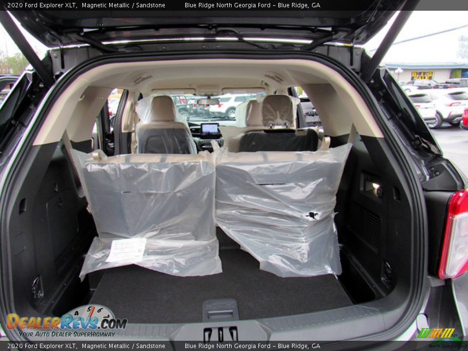2020 Ford Explorer XLT Magnetic Metallic / Sandstone Photo #14