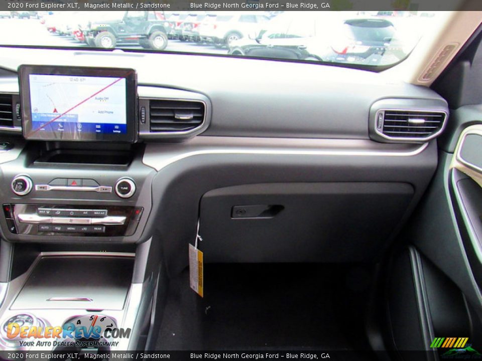 2020 Ford Explorer XLT Magnetic Metallic / Sandstone Photo #18