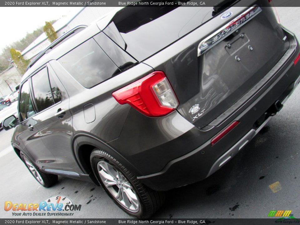 2020 Ford Explorer XLT Magnetic Metallic / Sandstone Photo #35