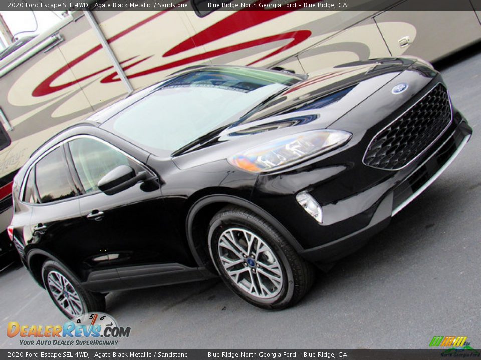 2020 Ford Escape SEL 4WD Agate Black Metallic / Sandstone Photo #31