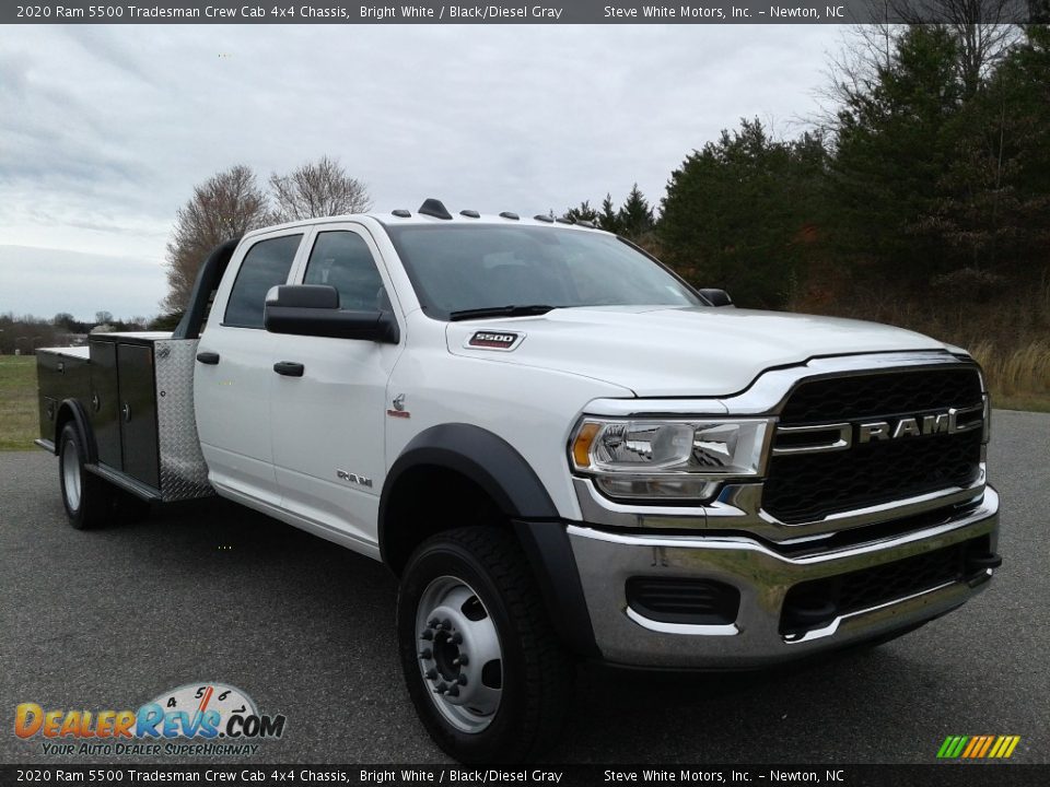 2020 Ram 5500 Tradesman Crew Cab 4x4 Chassis Bright White / Black/Diesel Gray Photo #4