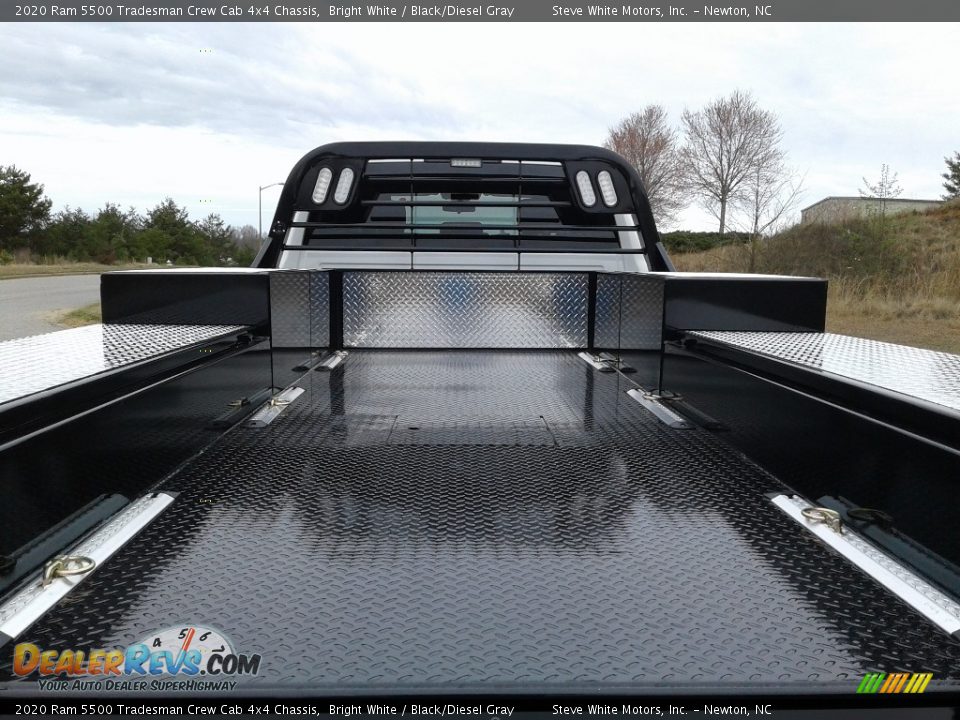 2020 Ram 5500 Tradesman Crew Cab 4x4 Chassis Bright White / Black/Diesel Gray Photo #11