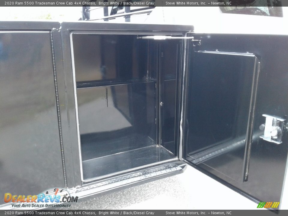 2020 Ram 5500 Tradesman Crew Cab 4x4 Chassis Bright White / Black/Diesel Gray Photo #15
