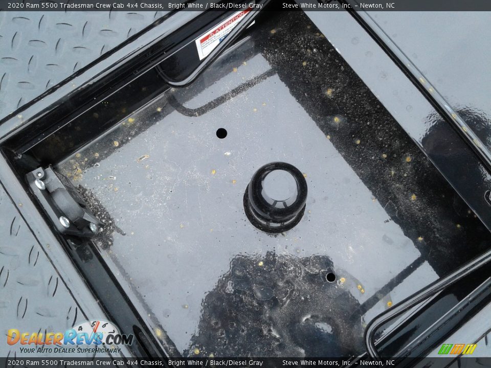 2020 Ram 5500 Tradesman Crew Cab 4x4 Chassis Bright White / Black/Diesel Gray Photo #16