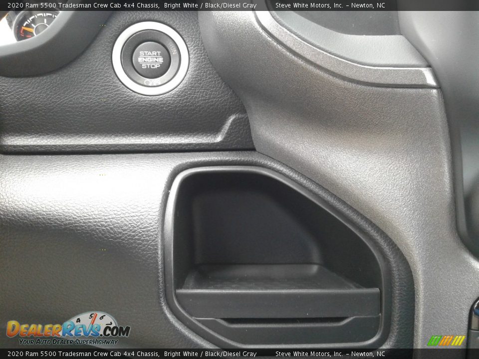 2020 Ram 5500 Tradesman Crew Cab 4x4 Chassis Bright White / Black/Diesel Gray Photo #33