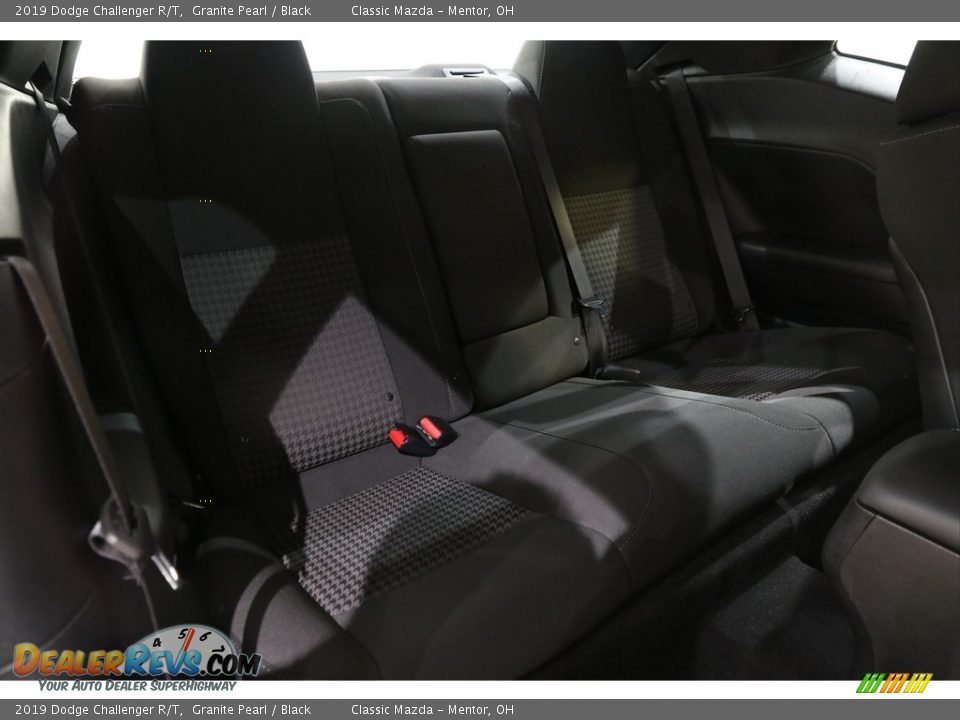 2019 Dodge Challenger R/T Granite Pearl / Black Photo #17