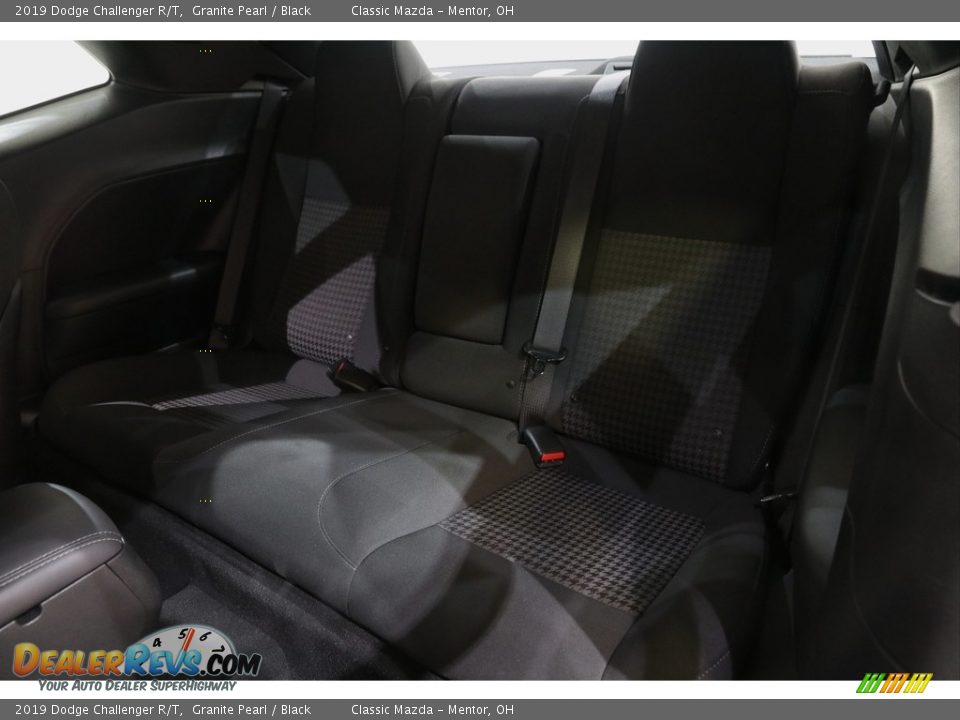 2019 Dodge Challenger R/T Granite Pearl / Black Photo #18