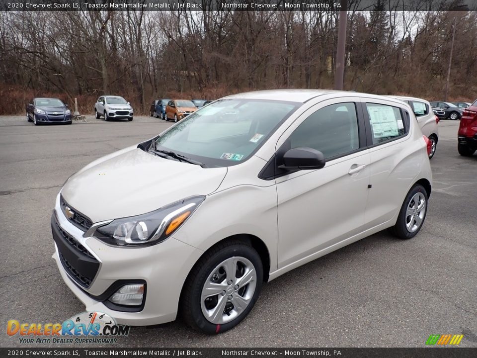 Front 3/4 View of 2020 Chevrolet Spark LS Photo #1