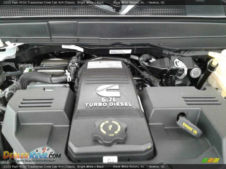 2020 Ram 4500 Tradesman Crew Cab 4x4 Chassis Bright White / Black Photo #9