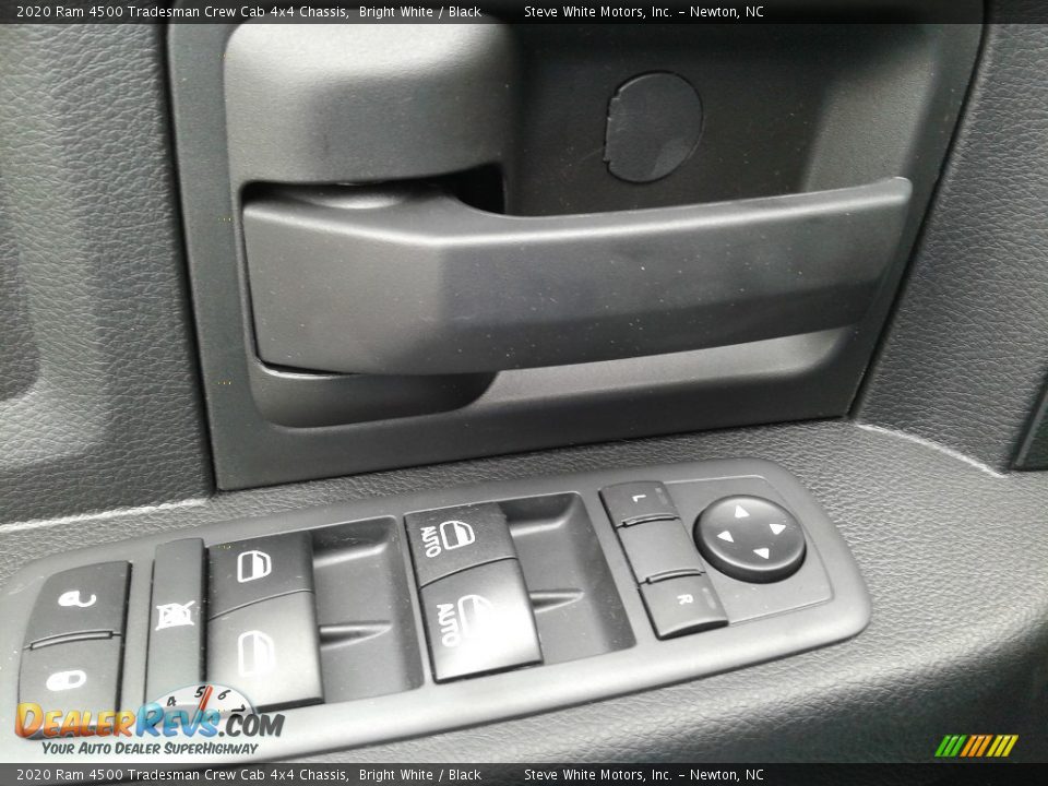 2020 Ram 4500 Tradesman Crew Cab 4x4 Chassis Bright White / Black Photo #11