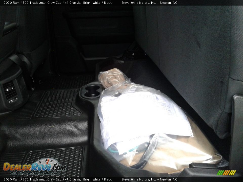 2020 Ram 4500 Tradesman Crew Cab 4x4 Chassis Bright White / Black Photo #13