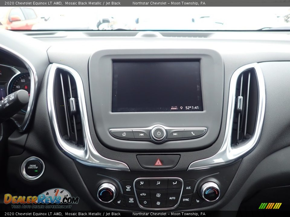 2020 Chevrolet Equinox LT AWD Mosaic Black Metallic / Jet Black Photo #18