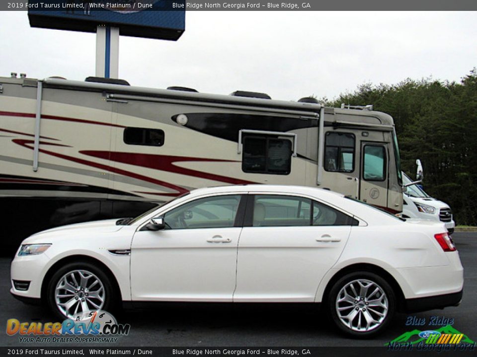 2019 Ford Taurus Limited White Platinum / Dune Photo #2