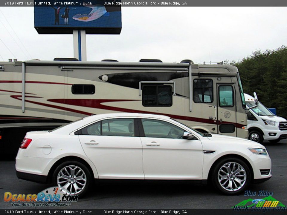 2019 Ford Taurus Limited White Platinum / Dune Photo #6